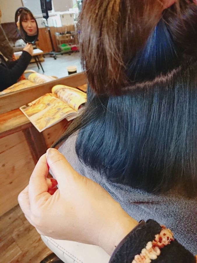 ヘアスタイル インナーカラー Hair Stage Aphrodite 山形県 山形市エリアのヘアサロン 美容室の検索 予約は山形 Be