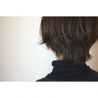 ヘアスタイル タートルネックとショートヘア Mei 山形県 山形市エリアのヘアサロン 美容室の検索 予約は山形 Be ヘアスタイル タートルネックとショートヘア Mei 山形県 山形市エリアのヘアサロン 美容室の検索 予約は山形 Be
